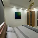 Imperial St Pauls Bay Appartement *